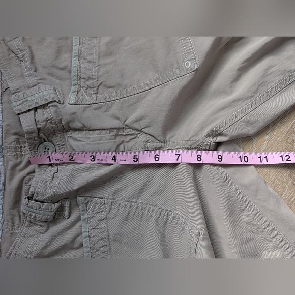 Adventura Women's Casual Tan Cargo Capri Pants - Picture 10 of 11